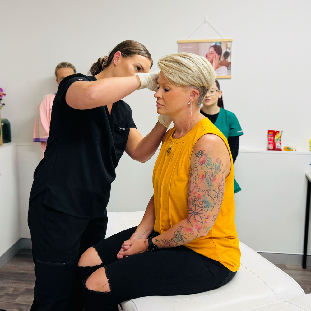 11035NAT Specialist Body Piercing